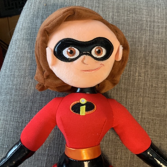 Disney Store the Incredibles Elastagirl plush - Picture 4 of 4